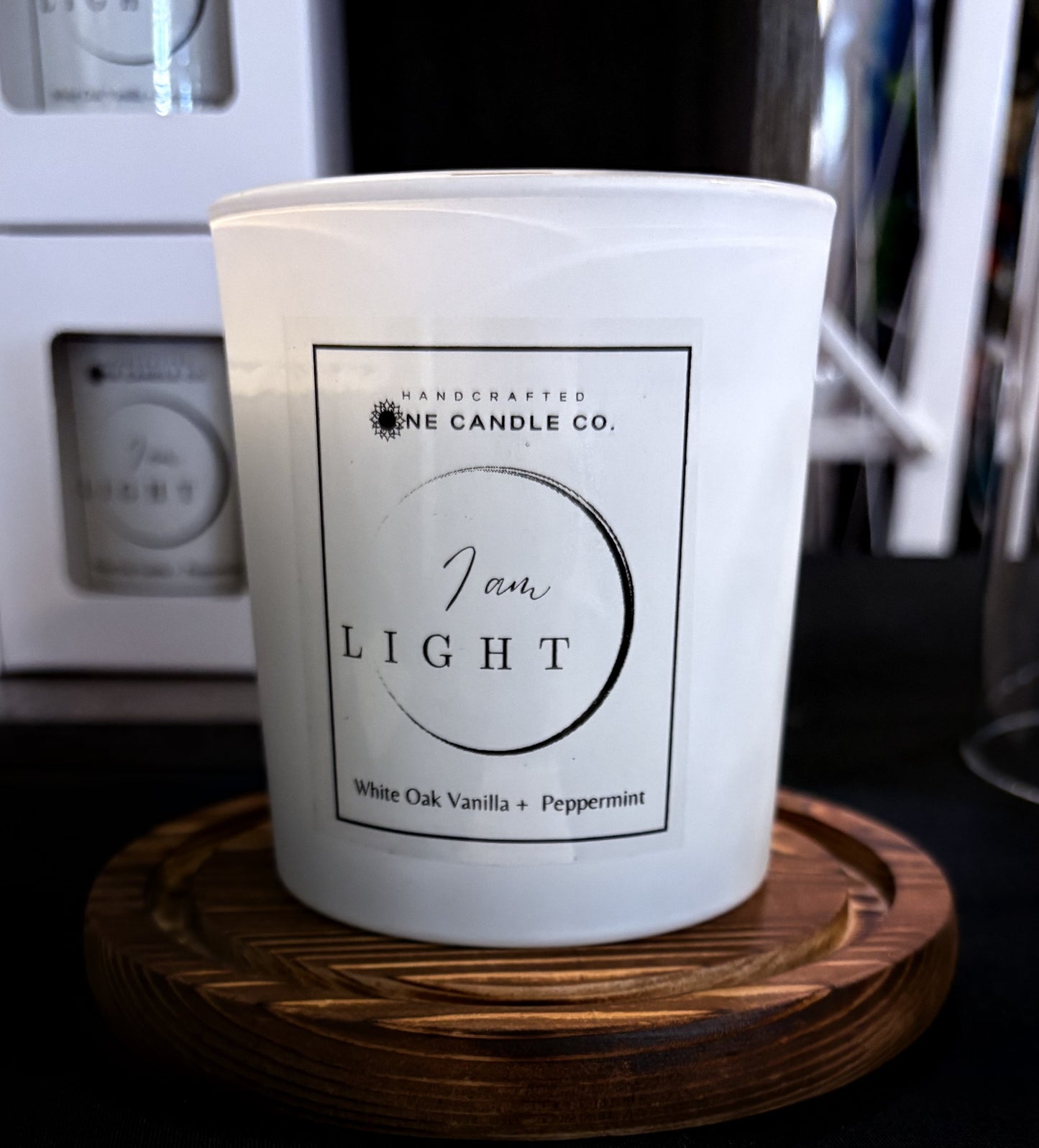 I am Light - 10oz Wood Wick Candle